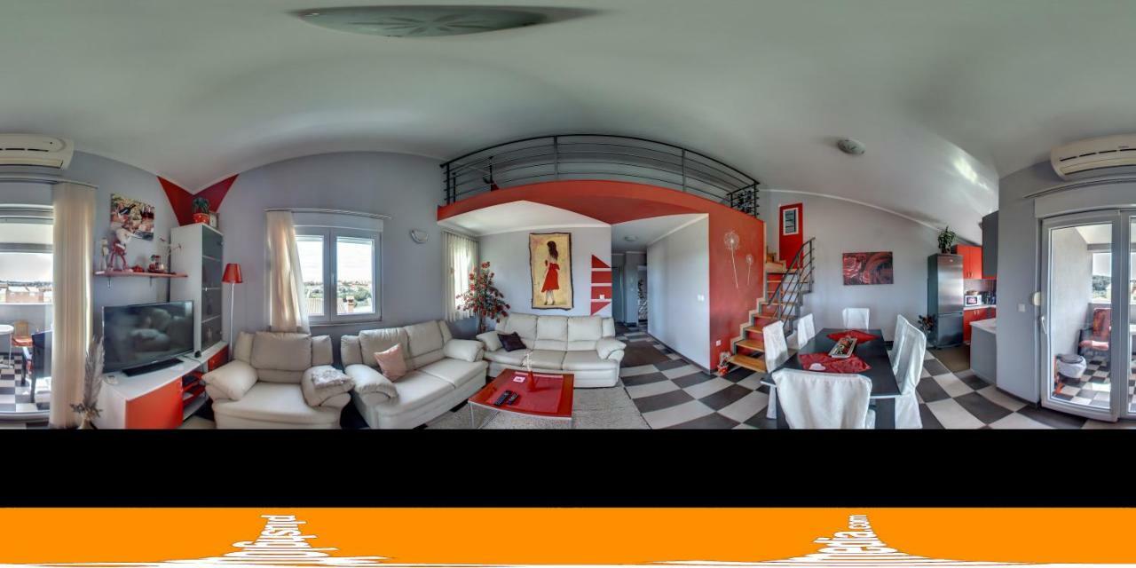 Apartments Saric プーラ エクステリア 写真