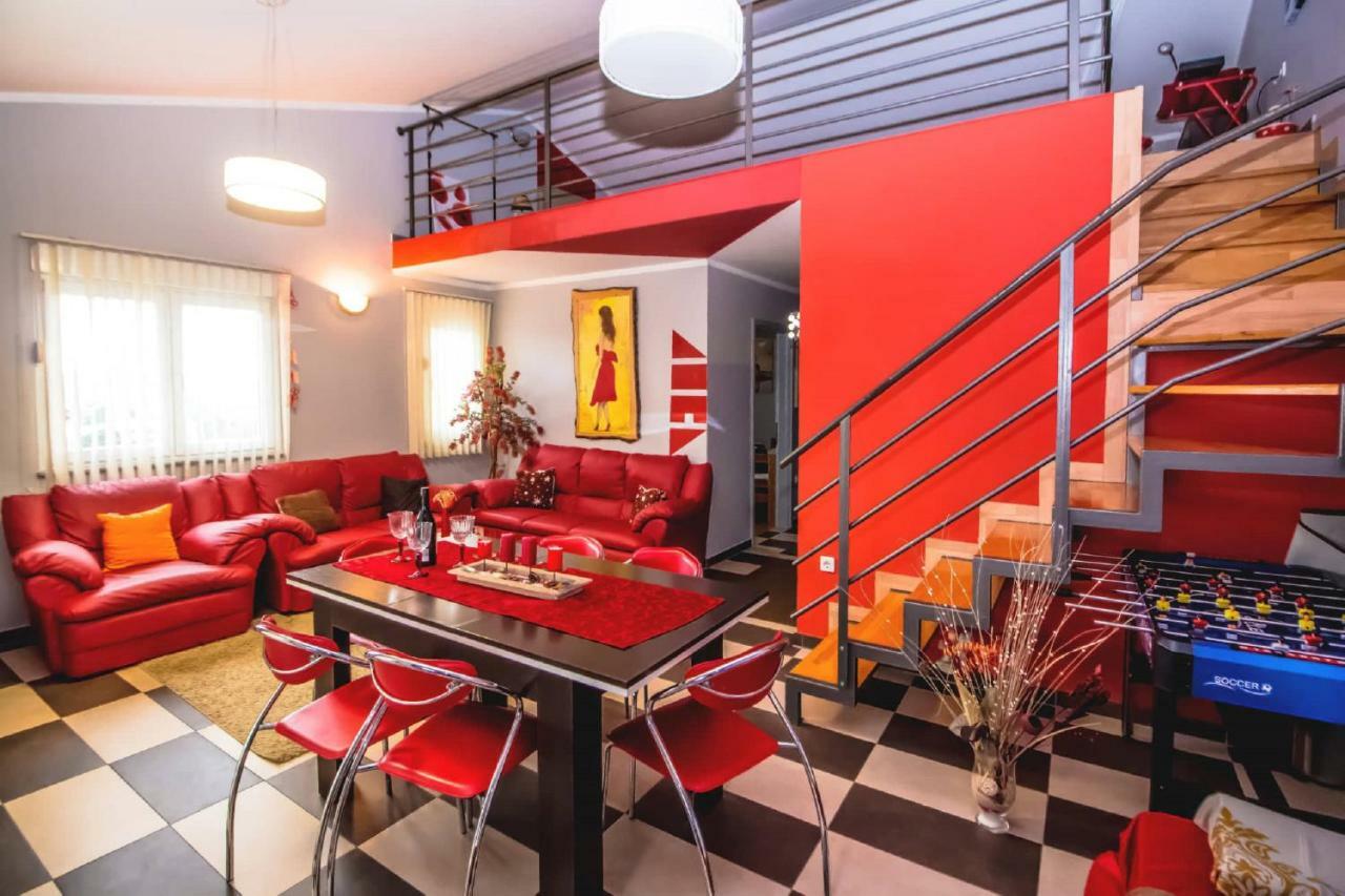 Apartments Saric プーラ エクステリア 写真